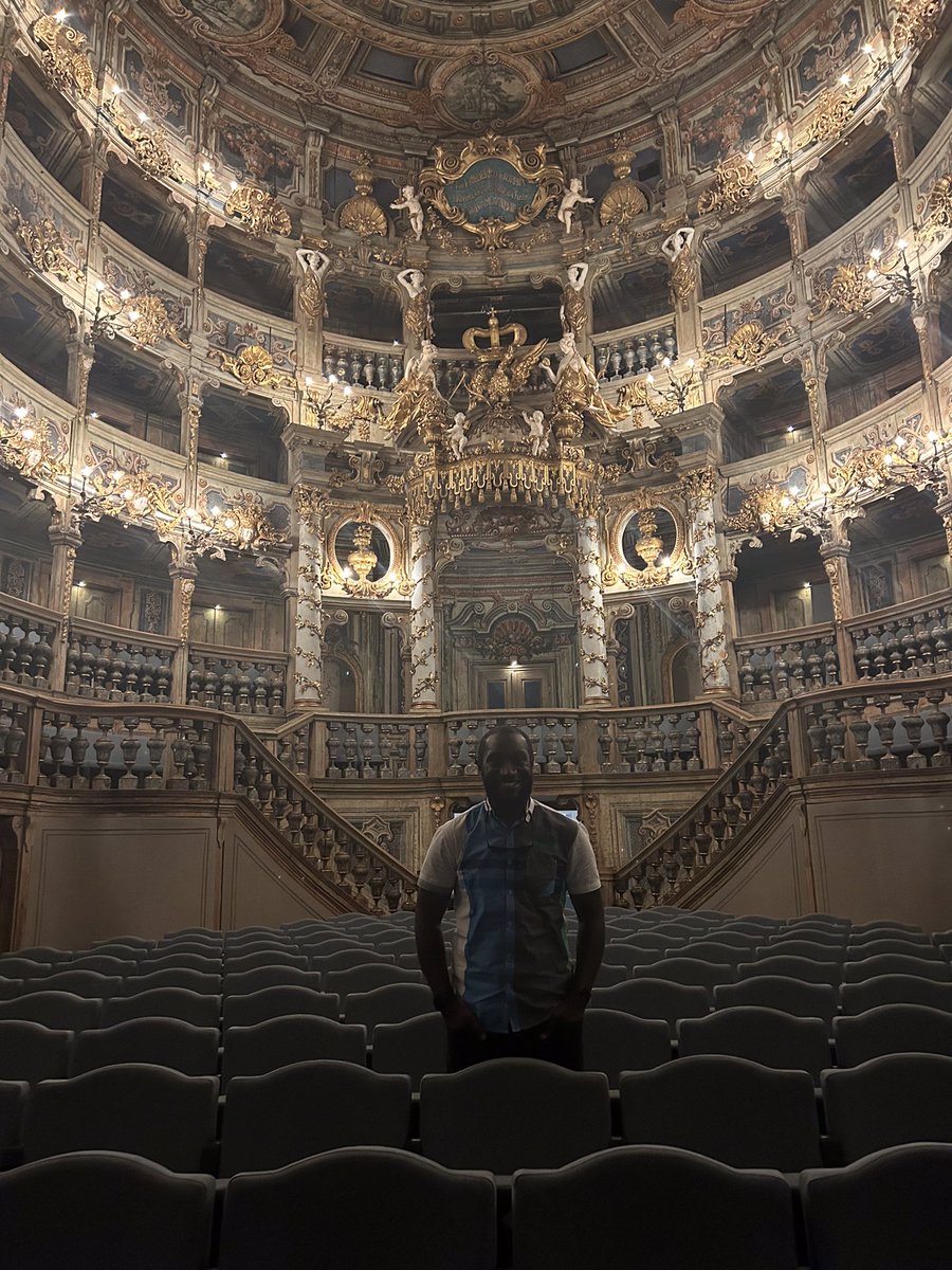abelalechenu's tweet photo. The feeling was completely different and unique. #sonofaprayingmother #Opera #Operahouse #arts #aesthetics #theatre #josite https://t.co/UMOrgEAFmt