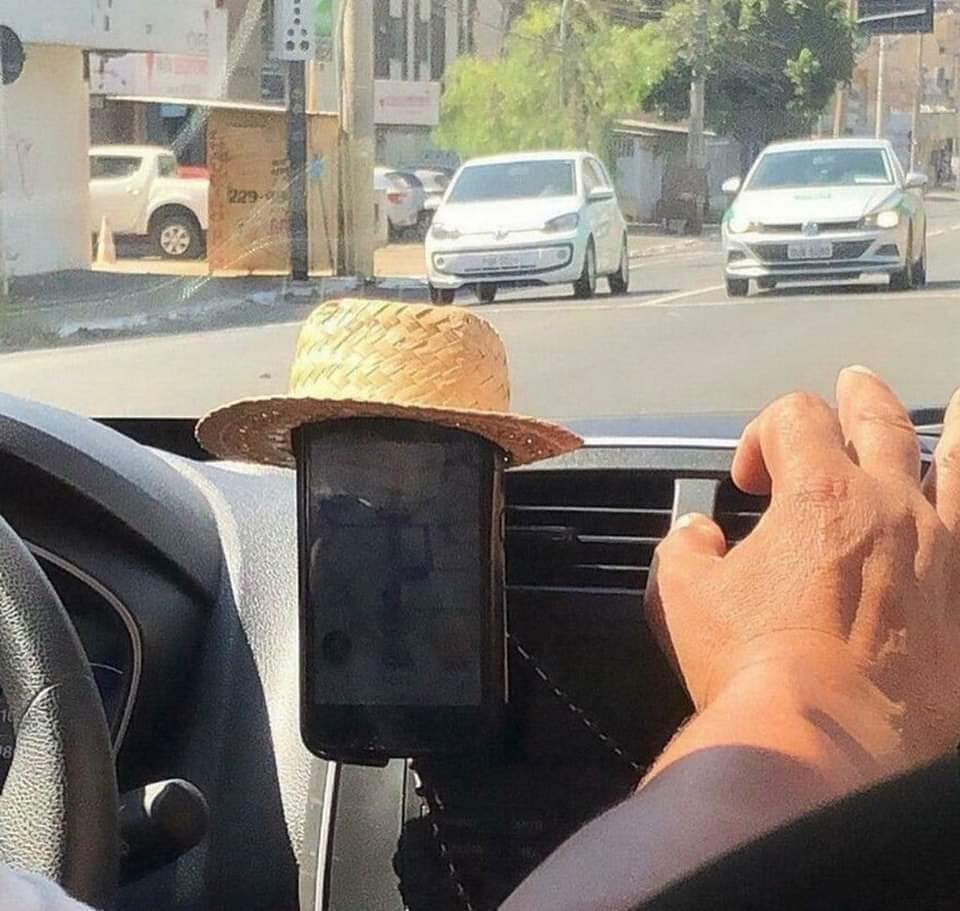 corridosybandas's tweet photo. Cómo proteger tu teléfono del sol: https://t.co/B7BuIixuZp