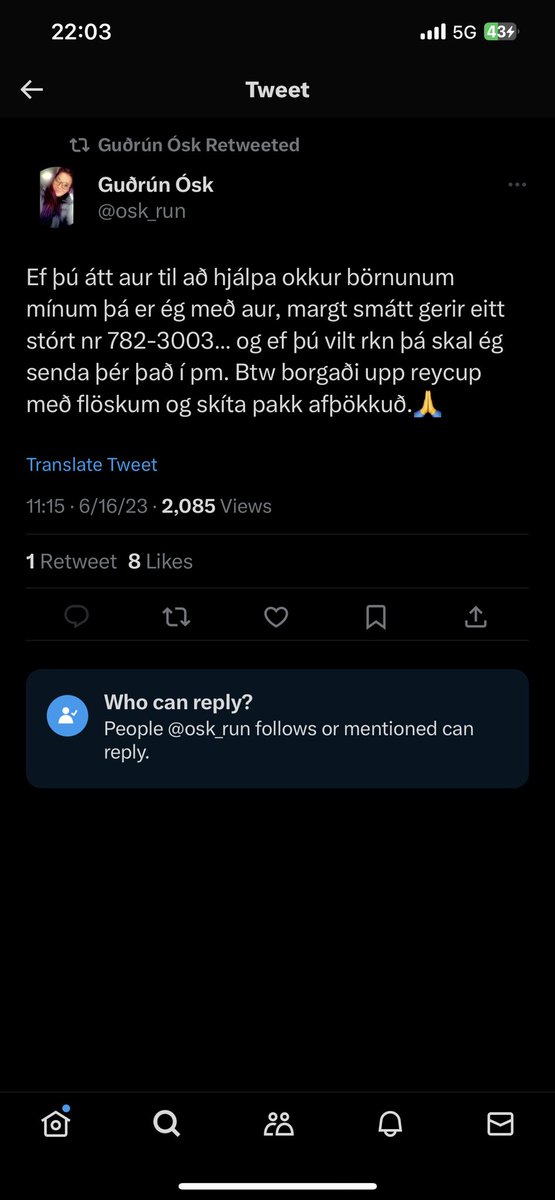 llcoolsteee's tweet photo. Sú neyð fyrir mánuði og þau mánaðargömlu heyrnartól.

Þetta er top tier comedy. https://t.co/zUo2ekPvS5