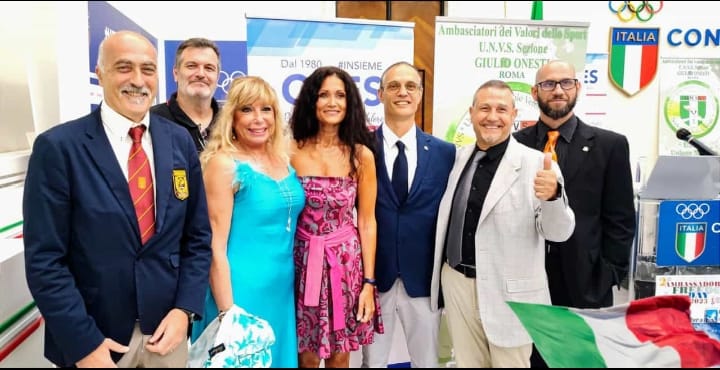 Accad_Legalita's tweet photo. Grandissima soddisfazione nel premiare e nell'essere premiati nel corso del #MandelaDay2023. Grazie @asinomalvgio e a tutti gli altri. 🙏❤️
@PaolaVegliantei
#MandelaDay #Mandela #cultura #bellezza #madeinitaly #forzaarmate #ufait #mandelaeffect https://t.co/bH0pUEGA4a