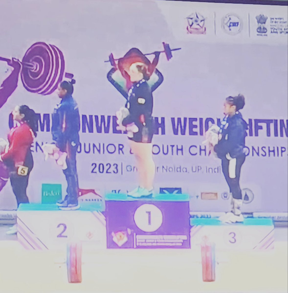 portiajessene's tweet photo. Our girl @DuguMay did us so proud at the #Commonwealth #weightlifting #Championships in #INDIA last week. 🥇 in the Junior 87kg category &amp; 🥉 in the Senior 87kg category 
Vinaka Luvequ 🥹🇫🇯  #ForFijiForeverFiji #theonlywayisup #HeistheReason ✨️🙏 #TeamFiji #GirlWeightlifters https://t.co/Y2dR8tXROe
