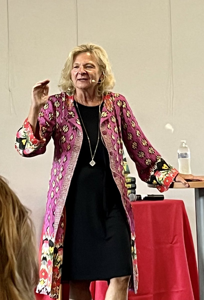 So thrilled to hear <a href="/LisaScottoline/">Lisa Scottoline</a> this afternoon at Lewes Library! Brilliant! Funny! Real! I’ll be reading even more now.