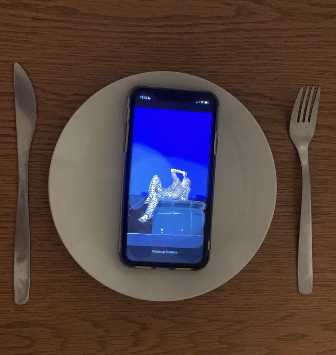 GIRL!! DINNER!!! GIRL DINNER