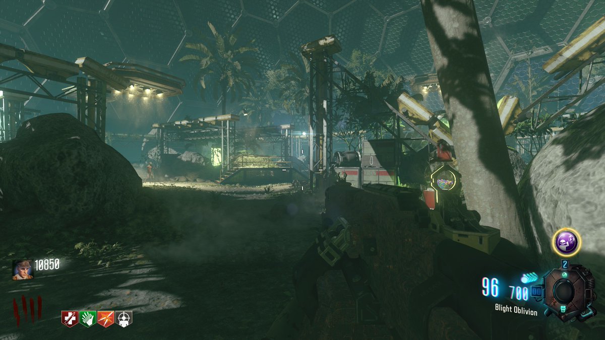 Pearl_ple's tweet image. I love Moon cause you can do dumb stuff like that:
#codzombie