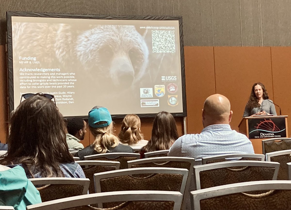 KsUlbing's tweet photo. Awesome talk today by @S_Sells on using spatial behavior simulations to predict grizzly bear habitat and movement patterns! #IMC13 https://t.co/63BxRvk2ma