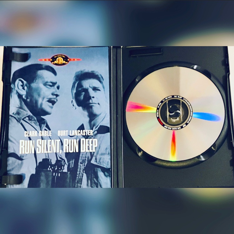 #NewArrival! Run Silent, Run Deep (DVD, 1999) w/ Insert Clark Gable MGM War Drama 1958

rareflicksplus.com/all-products/o…

#DVD #DVDs #PhysicalMedia #Flashback #DvdWebsite #DvdStore #RunSilentRunDeep #ClarkGable #MGM #WarDrama #WarMovie #WarDVDs #50s #50sMovies