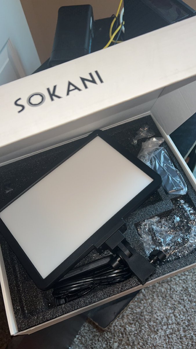 kush_lasagna's tweet image. Live streaming for the first time Wednesday afternoon tomorrow!! 👨🏾‍🚀🎸
Y’all make sure not to miss it but make sure you subscribe to my #youtube #kicklivestreaming #tiktok #twitch @kush_lasagna I’m on everything now 🚀 

#upcoming #streamer #viral #blowingup #texas #new #artist