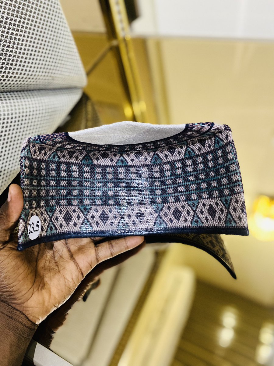Nuwarrrr's tweet photo. Your number one quality caps from Bama, the epicenter of the leading Northern Nigerian caps. You are DM away!
@salamnuhu @MDgalax @baqirul_ulum https://t.co/KvV1EKtOb8