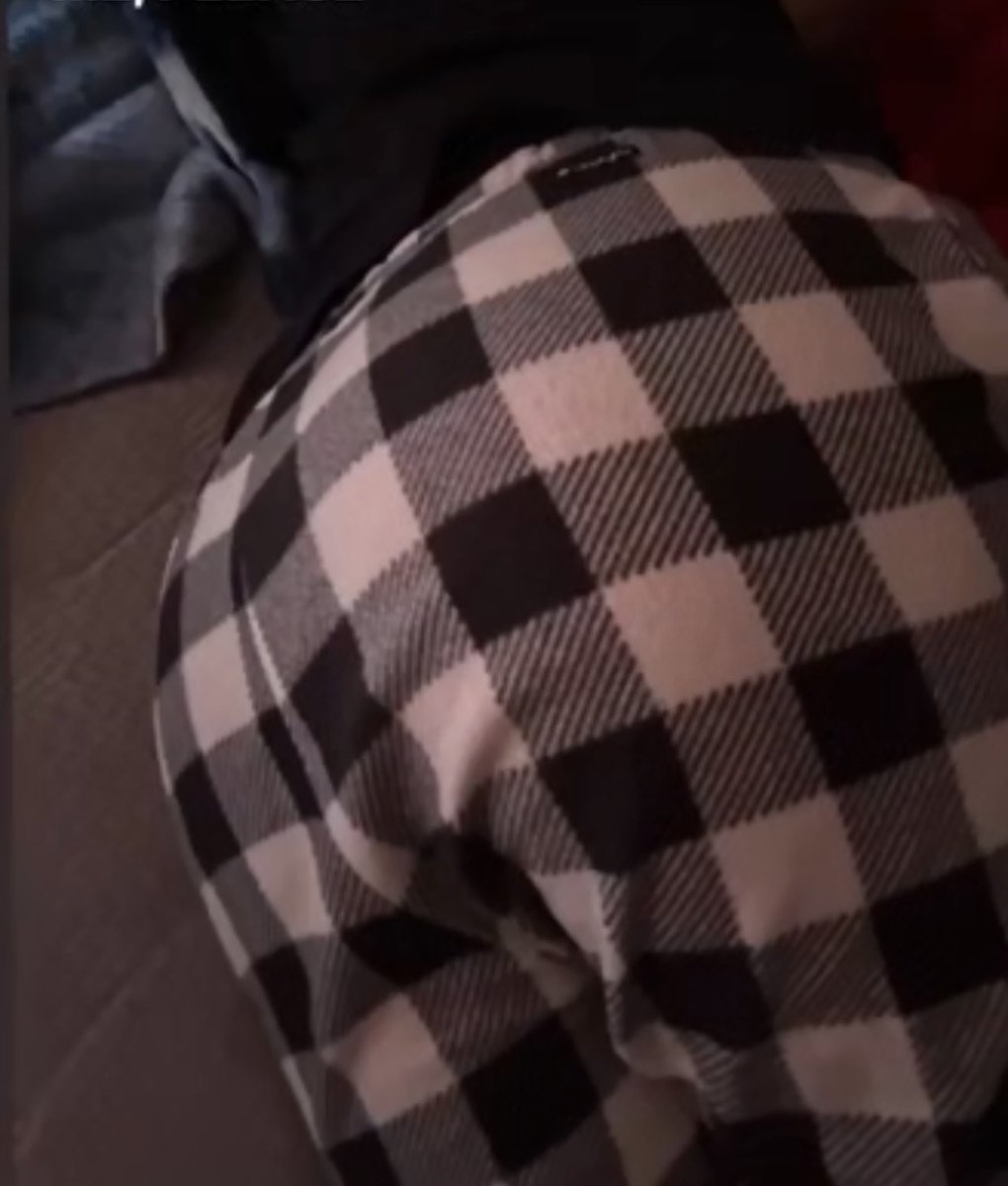 disrress's tweet photo. <3 #femboy #bigass #gay #bigdick #twink #BBC https://t.co/1J1ShbpTCT