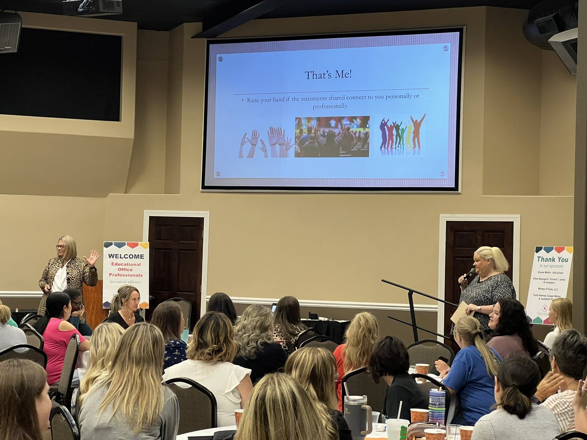 The Educational Office Professionals Conference closed out today with insight from <a href="/prwrector/">penney rector</a> &amp; <a href="/JenniferWebb/">Jennifer Webb</a> on how to master the art of customer service. Boom!
#WeLeadMO