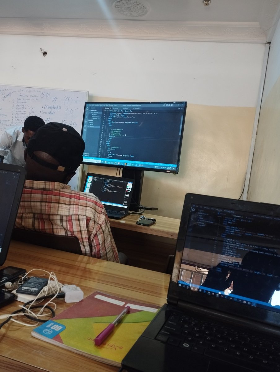 akano_jason's tweet image. Our tutors working hard to make software development interesting and easy to learn at Code Plateau 6.0
#codeplateau