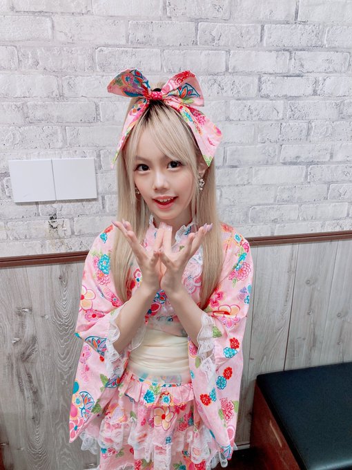 Twitterのコスプレ画像32