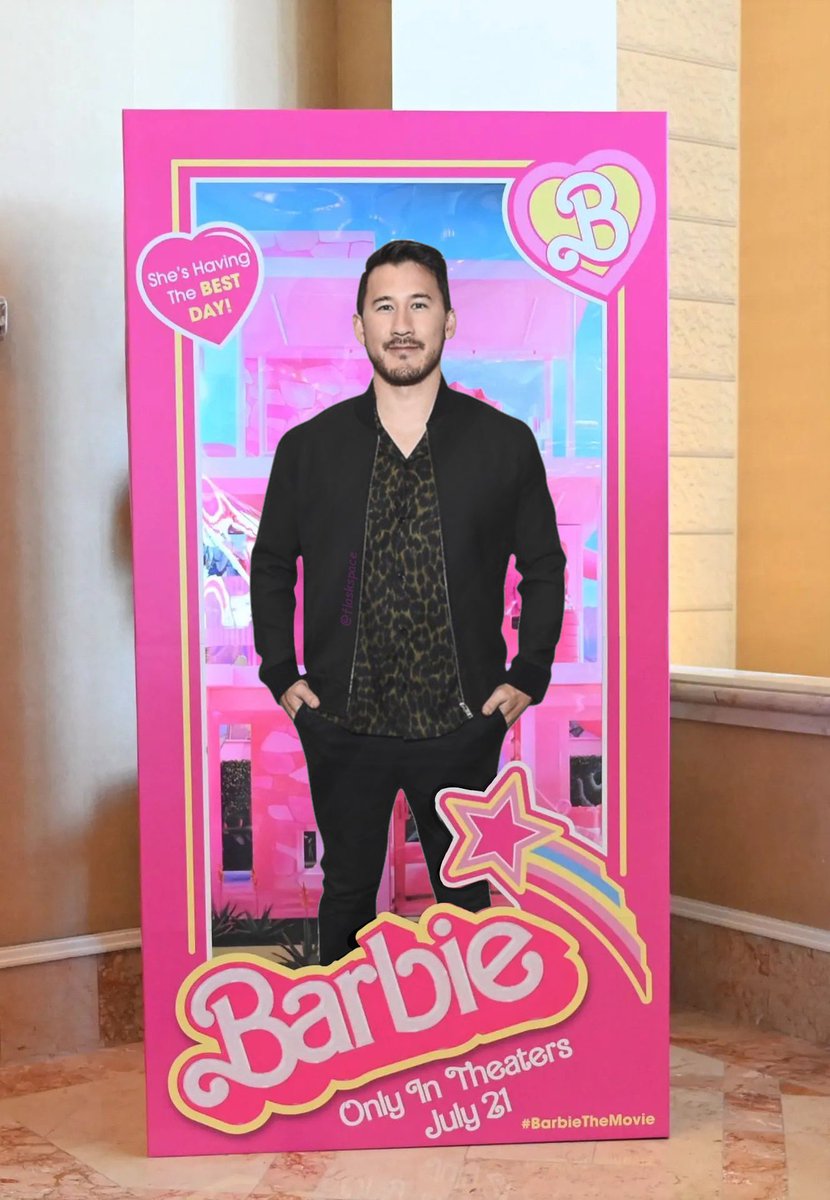 flaskspace's tweet image. markiplier on the set of #BarbieMovie (real)