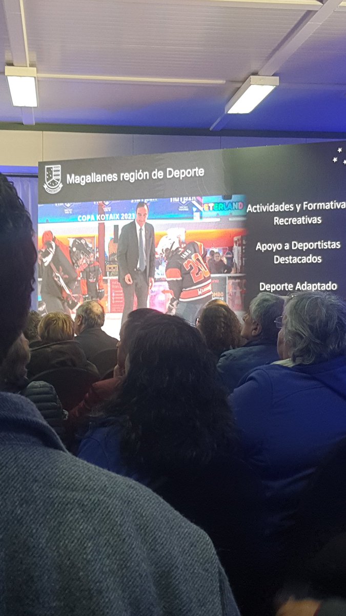 @kotaix_hockey  presente en cuenta pública <a href="/gore_magallanes/">Gore Magallanes Oficial</a> <a href="/JorgeFlies/">Jorge Flies</a>  #IceHockey  #deportesvida