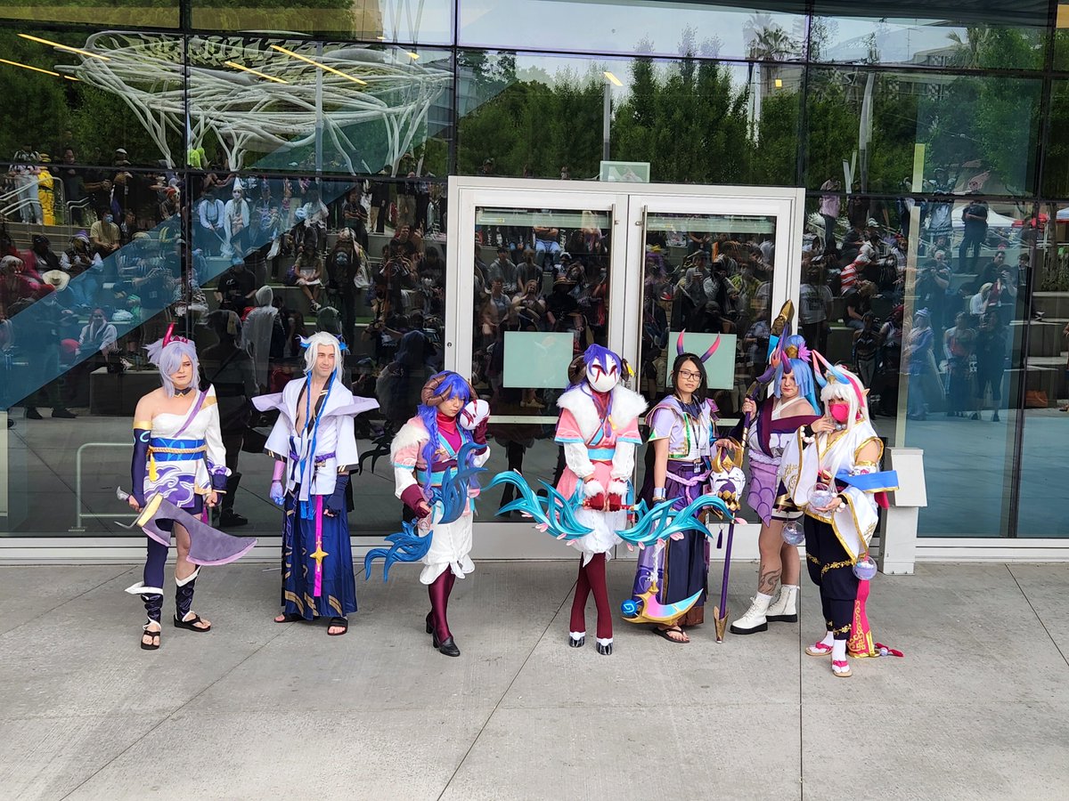 xice_fire's tweet photo. Finally went through my pics from the league gathering at #fanime2023 Here are my favorites!
#cosplay #cosplayer #leagueoflegends #leagueoflegendscosplay #fanime #fanimecon2023 #spiritblossomkindred #spiritblossomkindredcosplay #riotgames #riotgamescosplay https://t.co/hVOQVXrjsY