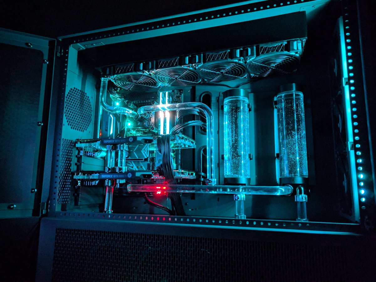 evancjensen's tweet photo. @LinusTech https://t.co/1GzicpiRnx