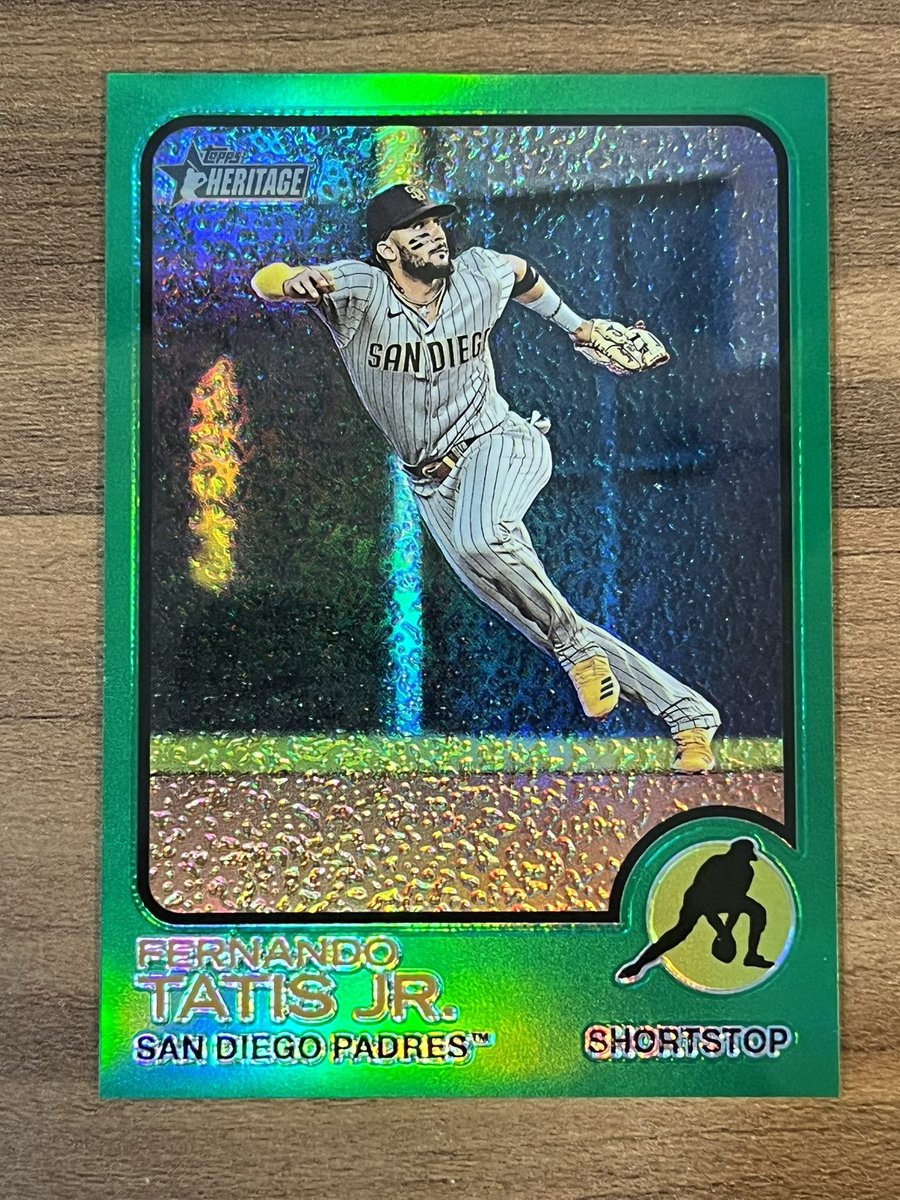 Fernando Tatis Jr Heritage Green Refractor /273 

$20

Stacking until Friday 7/28/23! Shipping and stacking rules in pinned tweet!

#RaidTheCloset https://t.co/L9q6Bda7f3