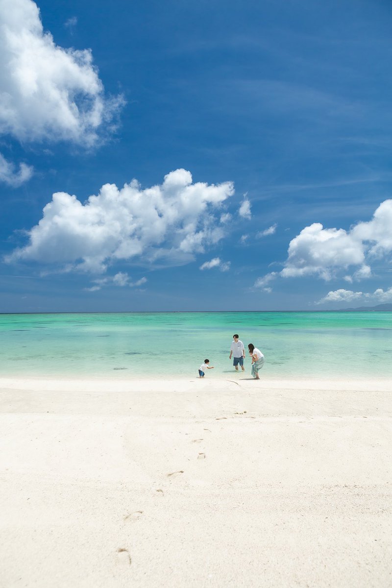 癒しの沖縄離島
石垣島

毎月5組限定で個人撮影(トラベルフォト)を格安で受けているのは
潮位と風向きを考慮してその日その時間の島のベストな美しいロケーションで美しい思い出を残してほしいから。
