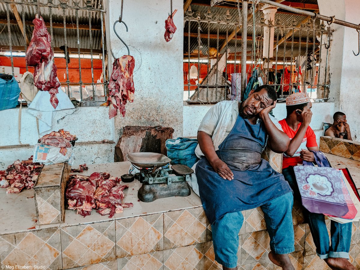 FoodPhotoAward's tweet photo. Hands up if you've 'rested your eyes' at work? ☝️😬
📷 'Sleeping on the Job' by Meg Hope, Highly Commended, On the Phone, 2023
#naptime #sleepingonthejob #phonephotograpy #googlepixel #googlepixelphotography https://t.co/T2zGmViGfN