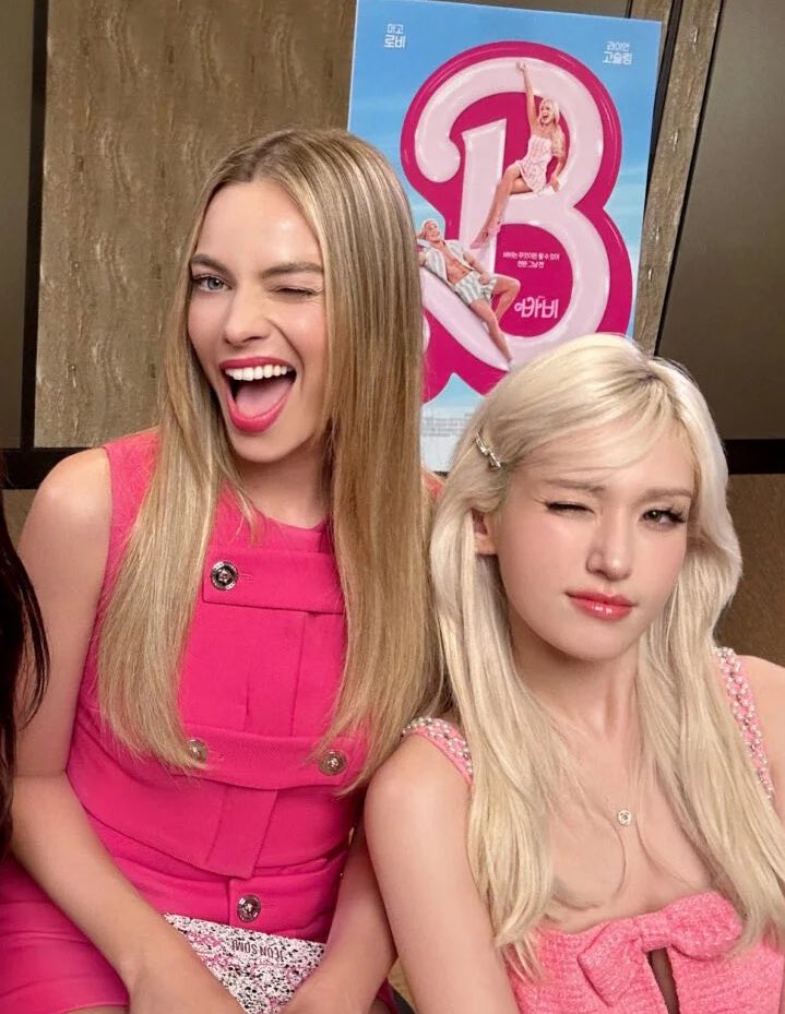 jsmcore's tweet image. barbies