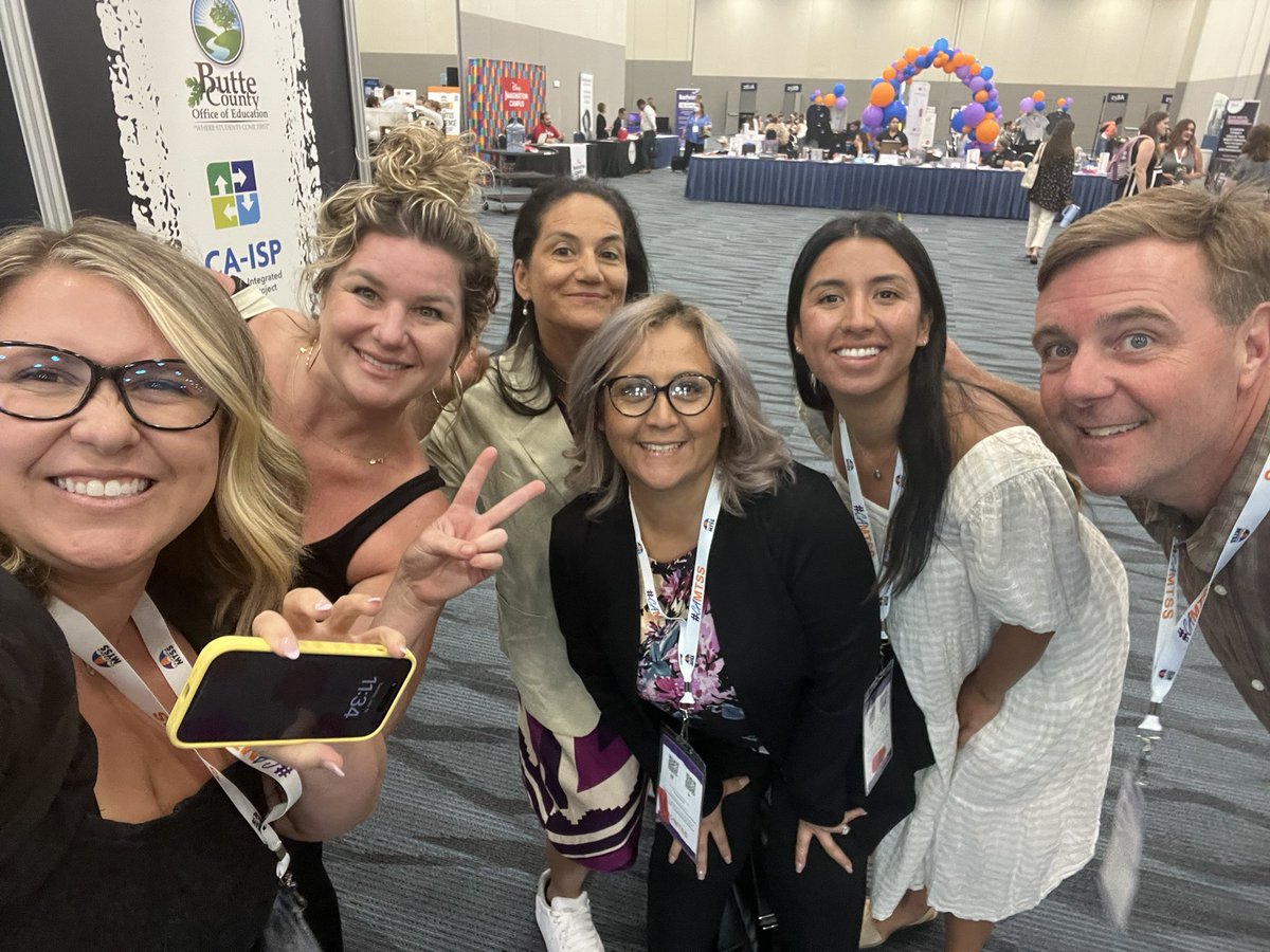 GrapevineEleme1's tweet photo. It takes everyone of us! Awesome day at @CAMTSSPLI Go Team Grapevine! @VUSDHR https://t.co/VhPEb1HRb3