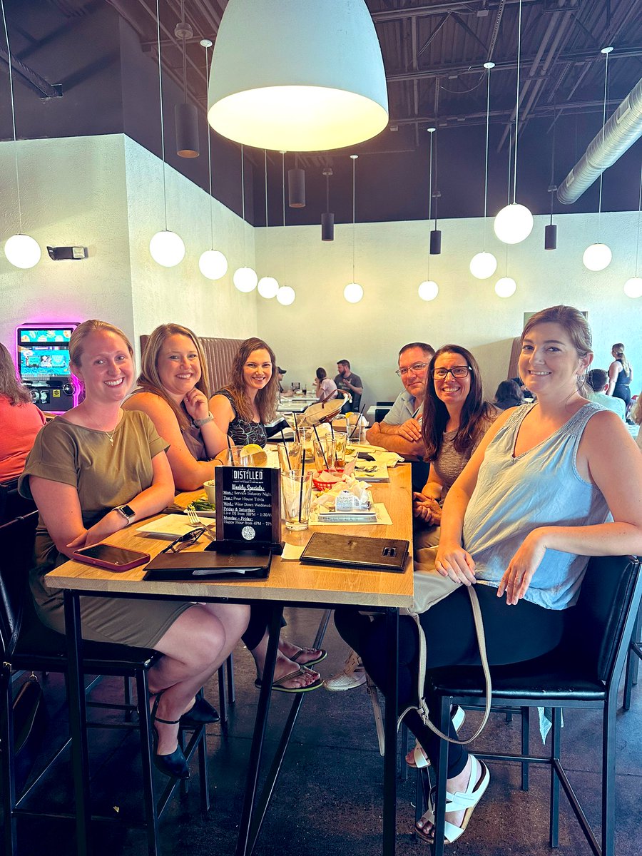 Charis Loomer tweet media