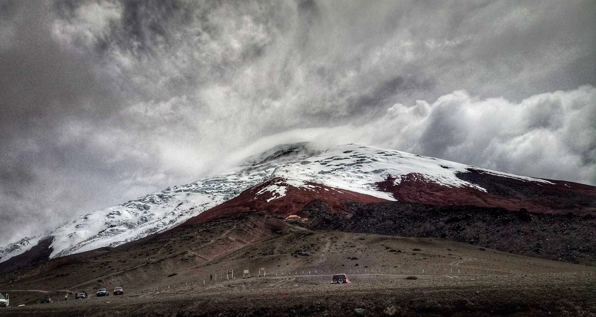 stalinfierro's tweet photo. Día Nacional de las #ÁreasProtegidas
El volcan #Cotopaxi es la segunda montaña más alta del país, se encuentra dentro del Parque Nacional  Cotopaxi. Aún esta activo. https://t.co/1K4cCgiPvp