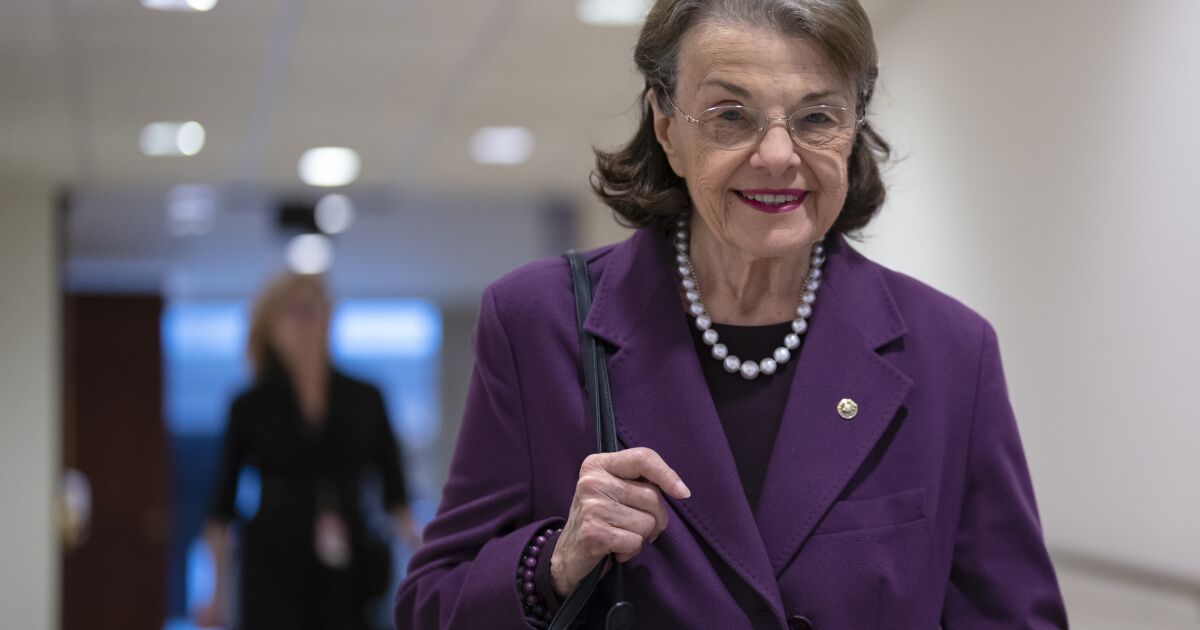 Feinstein says late husband's trust not paying her medical bills, asks court for more control https://t.co/SheKMzzed4 https://t.co/uNJ6NEMpOA