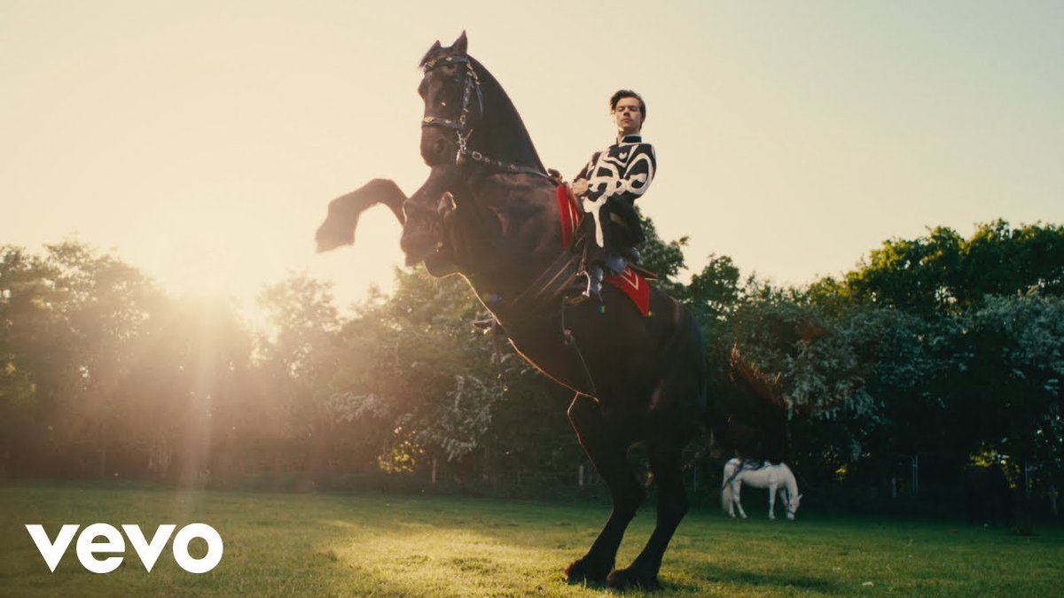 PopBase's tweet photo. Harry Styles will release the music video for ‘Daylight’ tomorrow. https://t.co/l4yMMWUmUp