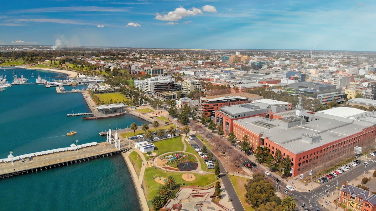 Viva Energy (@vivaenergy_au) on Twitter photo Pleased to have completed a recycled water project together with <a href="/BarwonWater/">Barwon Water</a> and <a href="/GreaterGeelong/">City of Greater Geelong</a> to upgrade Stead Park's irrigation system & connect it to Northern Water Plant. Now, 25ML of recycled water keep the park green year-round, saving 25ML of drinking water. Pleased to have completed a recycled water project together with <a href="/BarwonWater/">Barwon Water</a> and <a href="/GreaterGeelong/">City of Greater Geelong</a> to upgrade Stead Park's irrigation system & connect it to Northern Water Plant. Now, 25ML of recycled water keep the park green year-round, saving 25ML of drinking water.