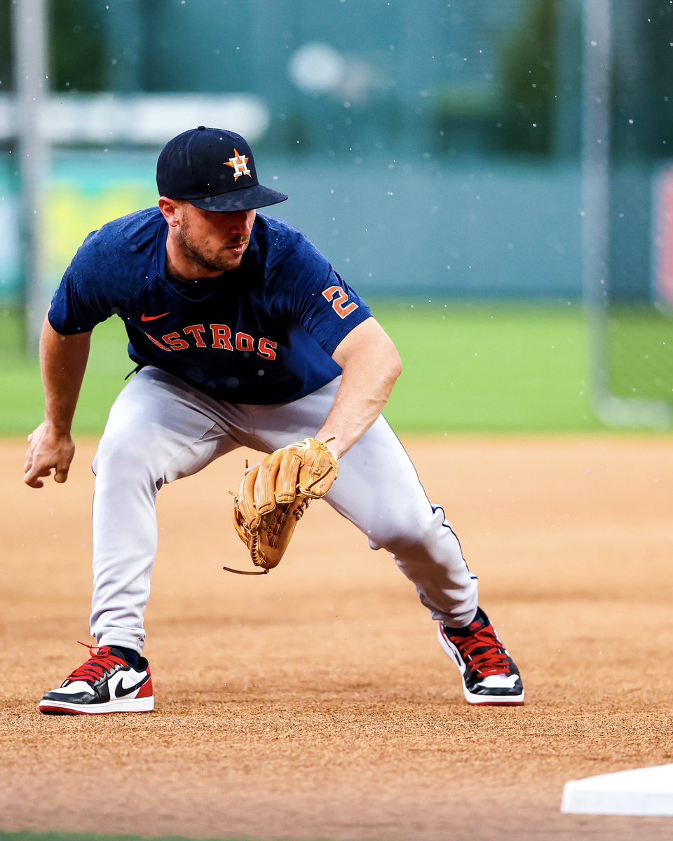 RT @astros: Ready for baseball. https://t.co/7xVdjuaZYg