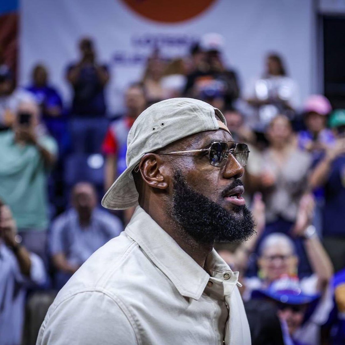LeBron James en Puerto Rico. 👑🇵🇷