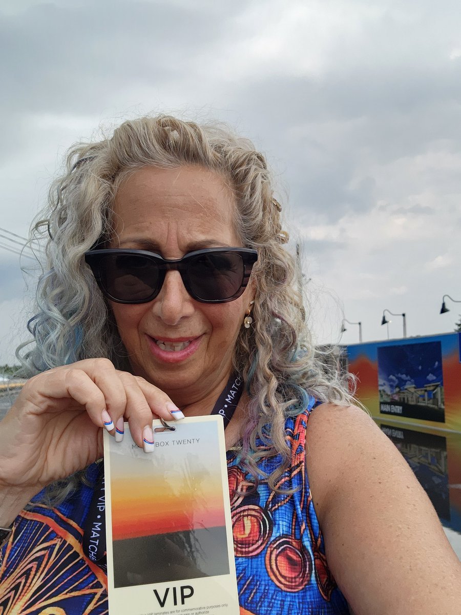 flywithbees's tweet image. Fan girl nerd ready
@MatchboxTwenty