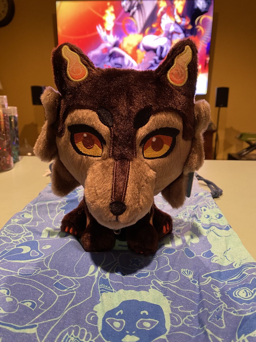 Kevin_Bobby_24's tweet photo. ⁦@SinderVTuber⁩ I got the plush today and I love it a lot https://t.co/w3enFTwnzi