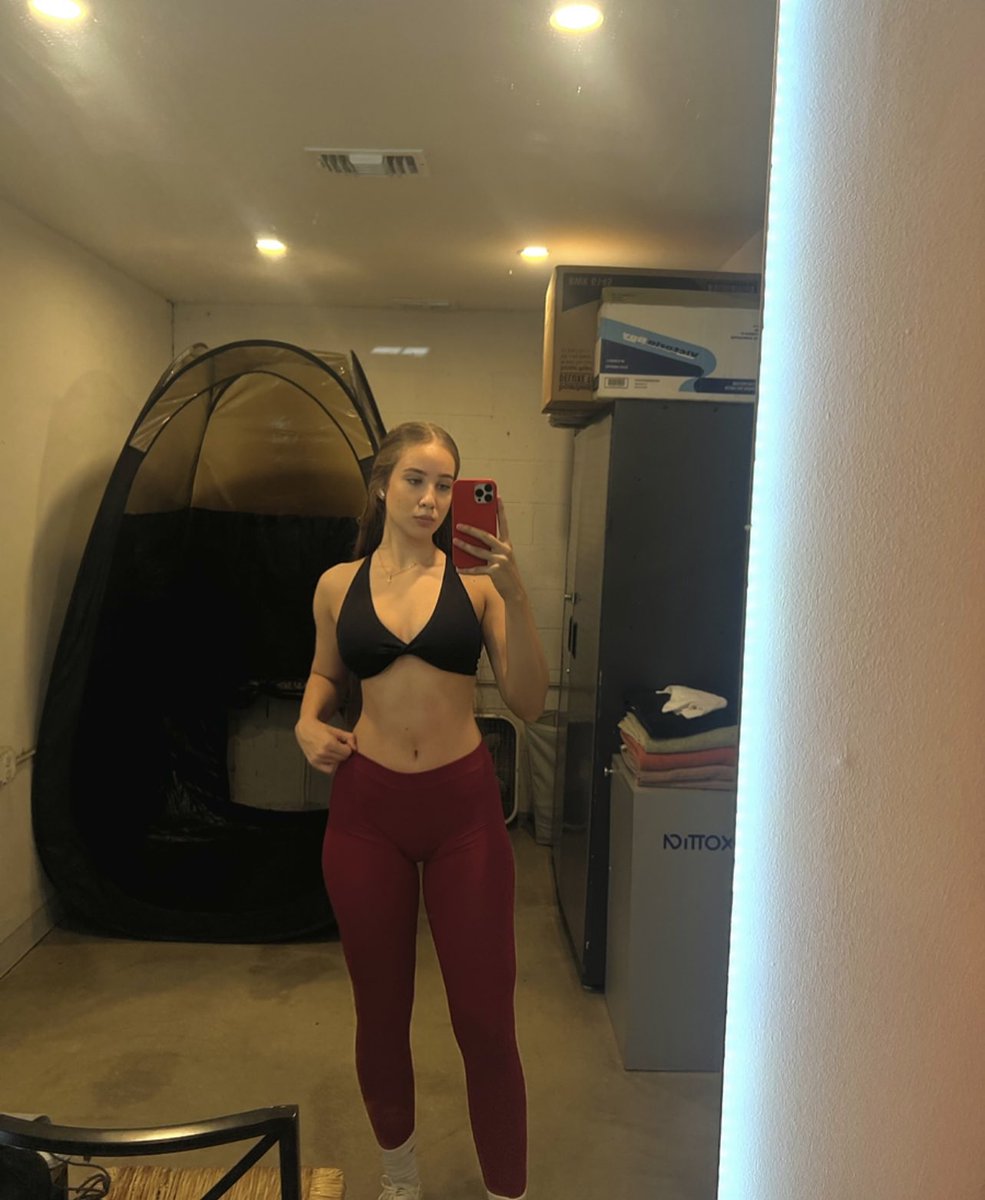 ioana 🧇 tweet media