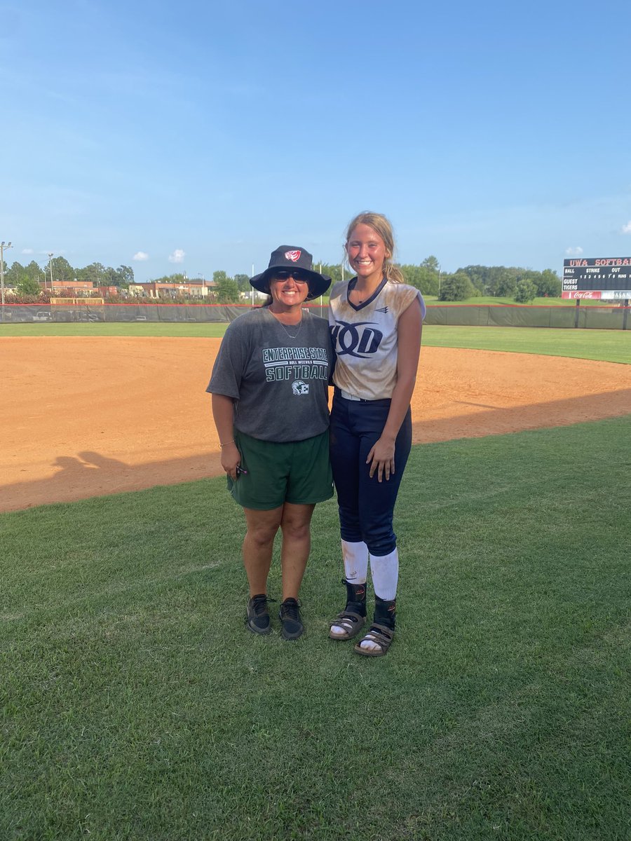 Elizabeth Woodfin (@ewoodfin2025) on Twitter photo Had a great time at the <a href="/UWA_Softball/">UWA Softball</a> camp today!! Thank you coaches for all of your help! <a href="/defo25/">Stephanie DeFeo</a> <a href="/coachclairg/">Coach G</a> <a href="/Bulldog_Coach_E/">Jason Easterling</a> <a href="/MarburySoftball/">Marbury Bulldog Softball</a> <a href="/07_divas/">Knockout Divas 07</a> <a href="/ChrisSteiner20/">chris steiner-leak</a> Had a great time at the <a href="/UWA_Softball/">UWA Softball</a> camp today!! Thank you coaches for all of your help! <a href="/defo25/">Stephanie DeFeo</a> <a href="/coachclairg/">Coach G</a> <a href="/Bulldog_Coach_E/">Jason Easterling</a> <a href="/MarburySoftball/">Marbury Bulldog Softball</a> <a href="/07_divas/">Knockout Divas 07</a> <a href="/ChrisSteiner20/">chris steiner-leak</a>