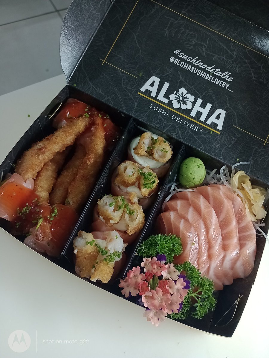 LUCARELLY_2's tweet photo. 🍣🍣 https://t.co/fROgOwm37o