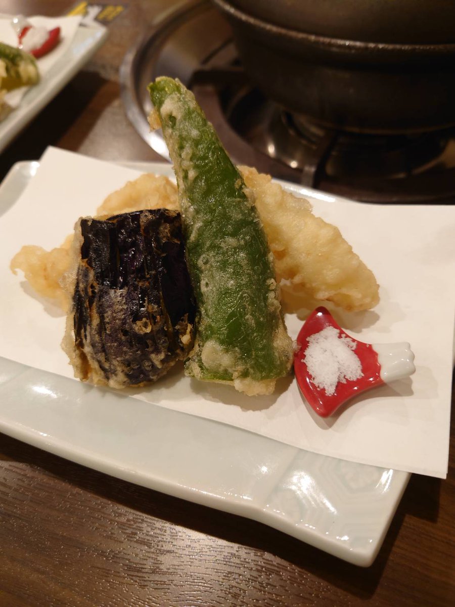 kaedespot's tweet photo. 昨夜は昭和のマゾとごはんからのアマルでした
ハモ好きすぎる。無限に食べられる卍 #pikeconger https://t.co/Z2Oam2d4Gx
