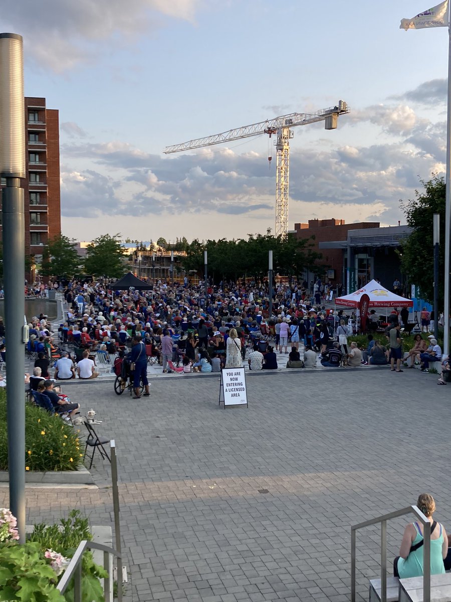 lisaforajax's tweet photo. I love Music in the Square! Great performance by Beatlemania Revisited! Next one: Fiddlestix on Aug.1st #ajax #PBSquare #summerinthesquare https://t.co/9WKK8u12wz