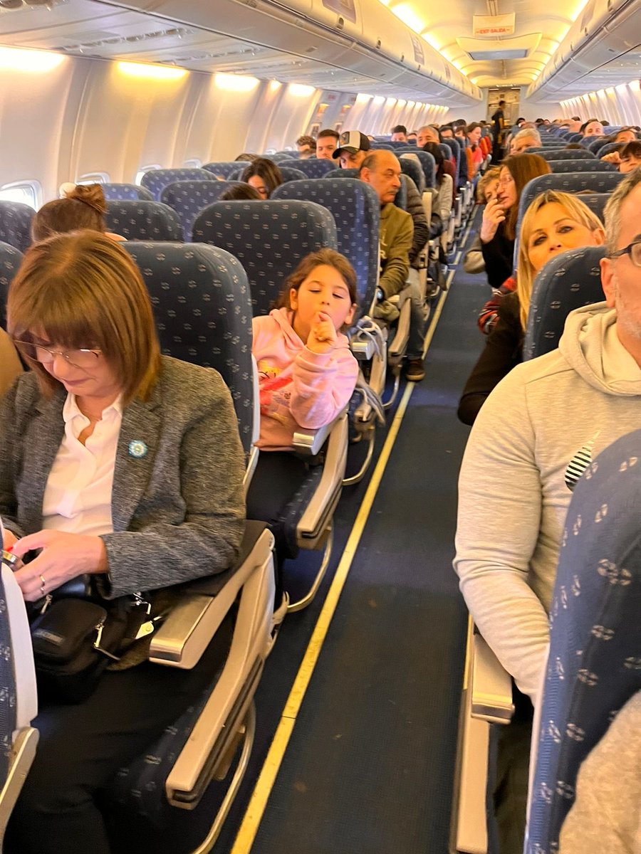 Carlos Kambourian tweet media