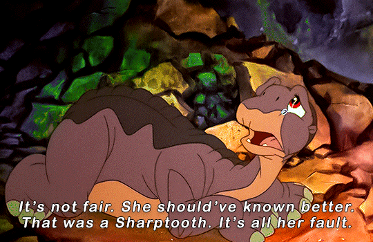 Princessxmisery's tweet photo. I feel animation doesn't have enough scenes like this that emphasizes on sadness and grief. Land Before Time(1988) didn't hold any punches. https://t.co/AGhyU8uqZq