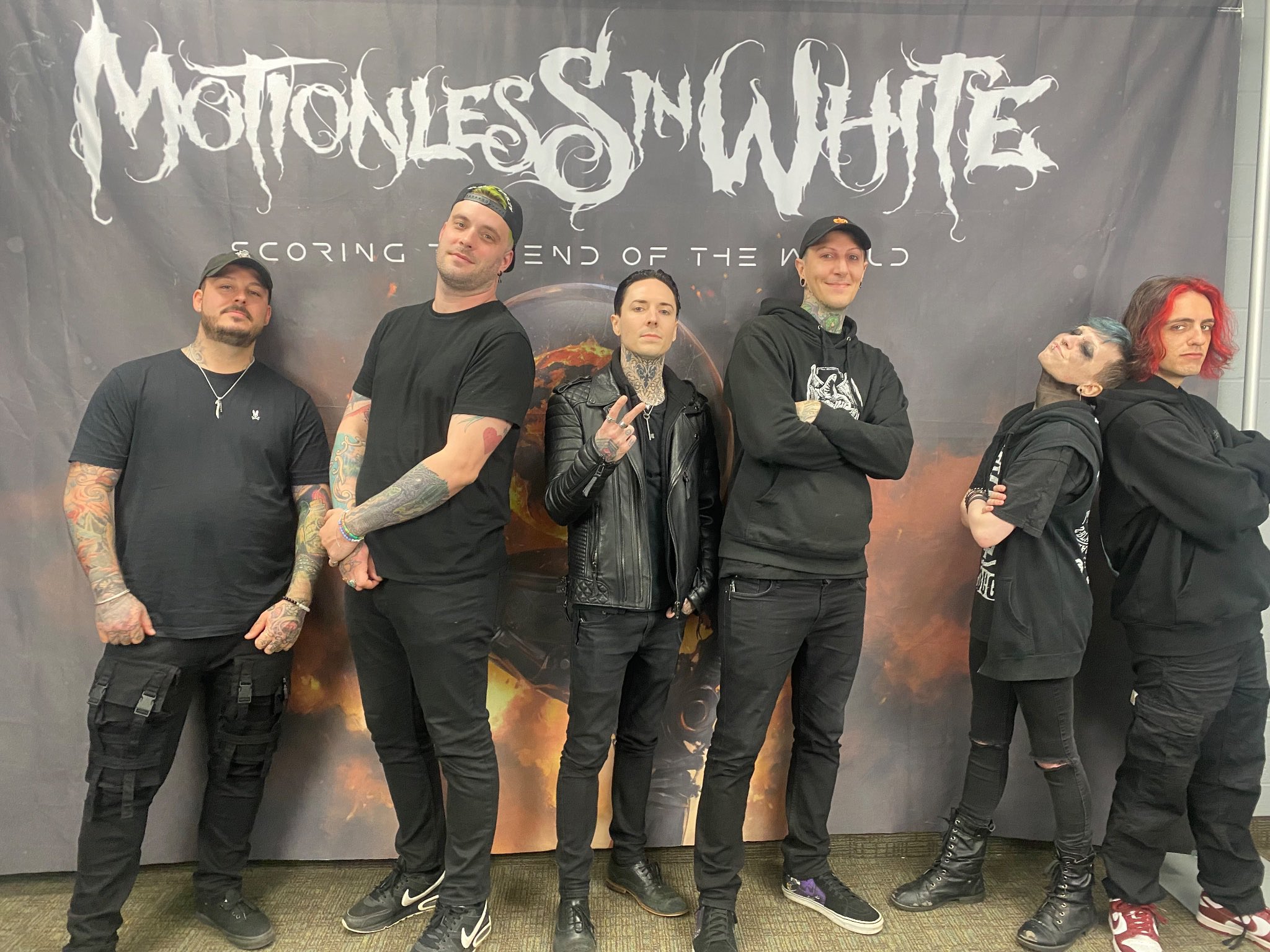 Motionless in White Brasil on Twitter "🤍The Dark Horizon Tour VIP em