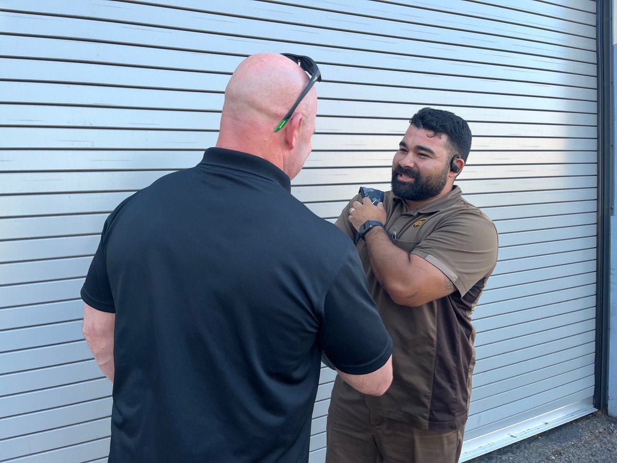 Catching up w/ <a href="/UPS/">UPS</a> Teamsters out of LU 952 in Anaheim…Drivers coming back from long days &amp; part-timers working hard during the twilight sort. Hearing similar feedback from both groups…They’re all willing to stand up to this company if it doesn’t get its act together by 7/31 👊🏻