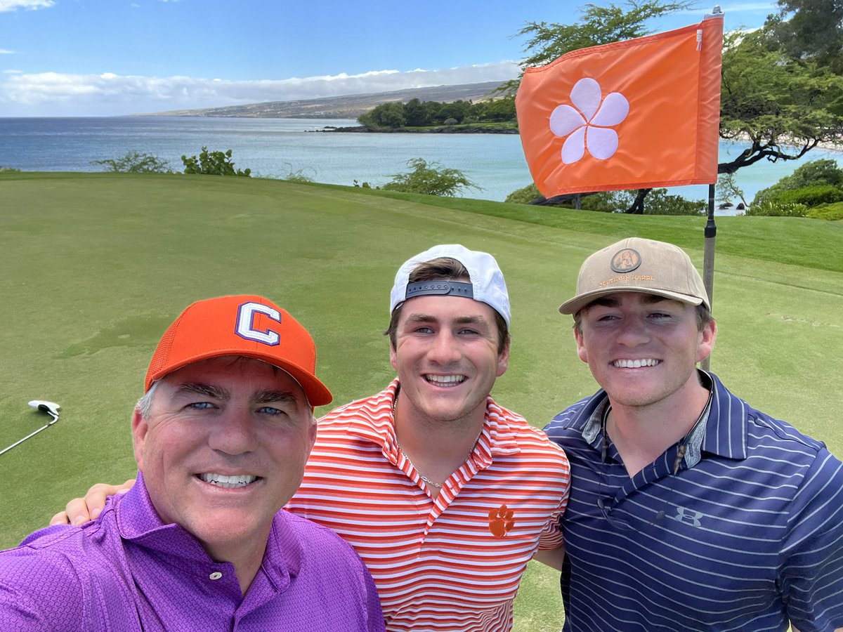 Connor Clamp tweet media