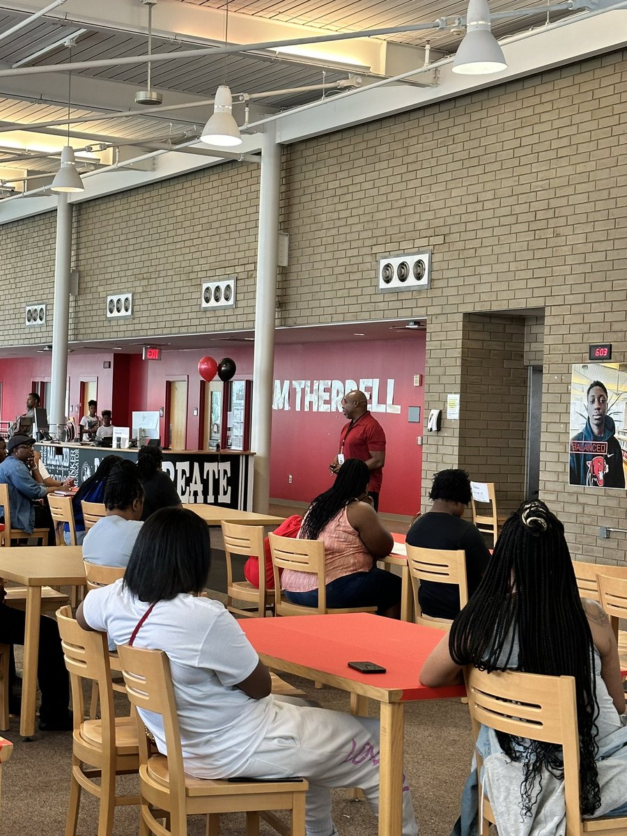 D. M. Therrell High School tweet media