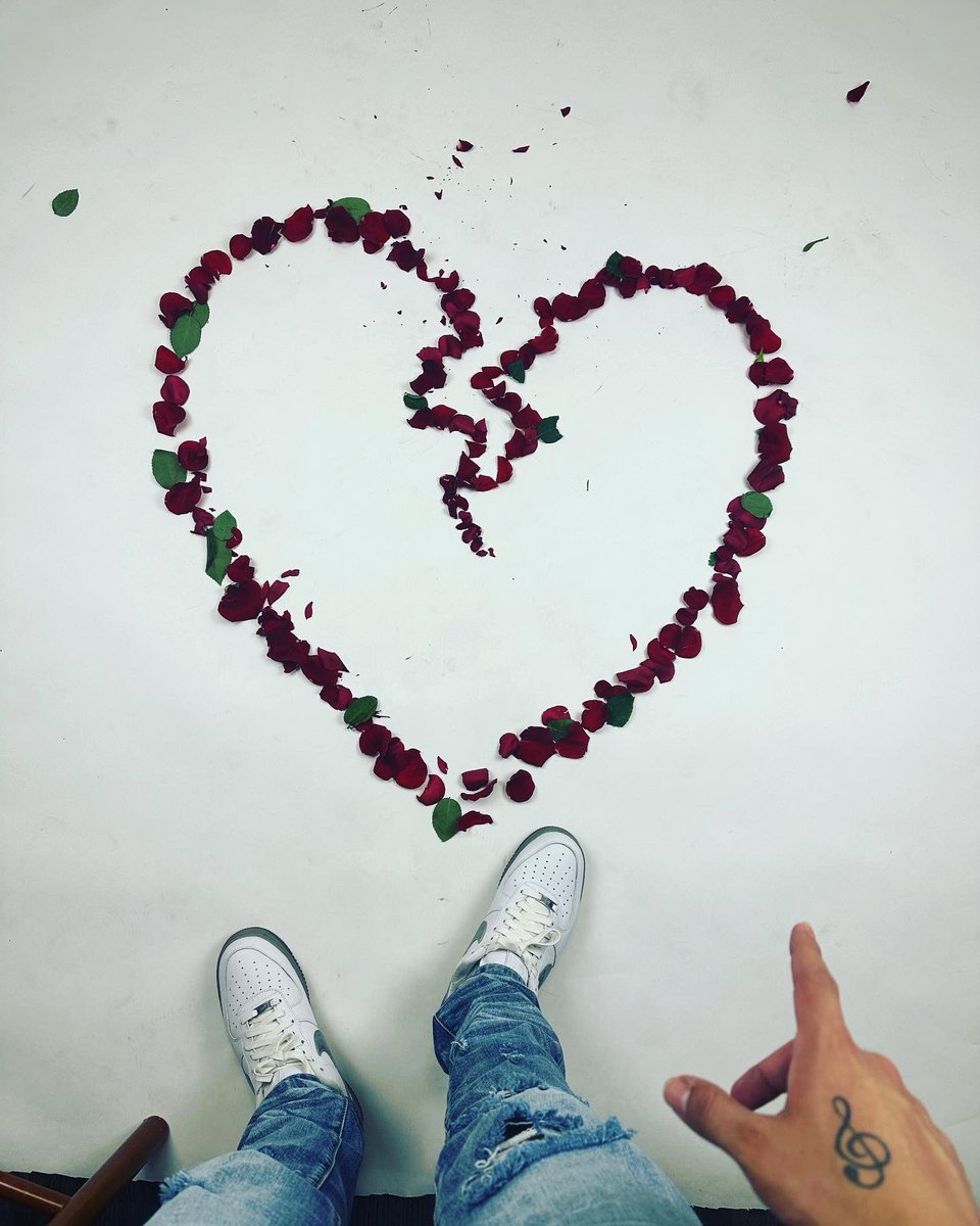j_acob13's tweet photo. Behind the scenes 📸 https://t.co/XhxI1MLJuC