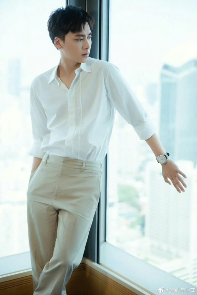 Mintblue117H's tweet photo. 早上又证明了两次自己是真人
我是真人，真的一直爱着李易峰的人❤️

#LiYifeng  #李易峰  #LYFENG  #lyf   #이역봉  #りいふう  #หลี่อี้เฟิง  #リー・イーフォン  #LýDịchPhong #loveyouforever #evanyifenglee https://t.co/uMlvmpT7Zq