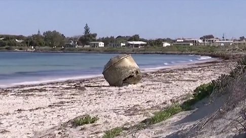 Where Did This Mystery Object Come From?

From The Weather Channel iPhone App https://t.co/LBQHm9J3ma https://t.co/IiDpobLq9K