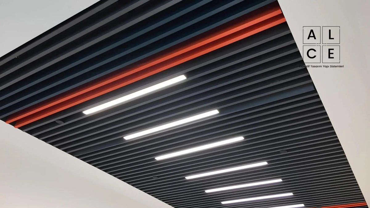 alceasmatavan's tweet image. Linear LED Asma Tavan Aydınlatma Armatürlerimiz, sade ve modern tasarımı ile mekanlarınıza estetik bir dokunuş katarken, enerji verimliliği ve uzun ömürlülüğü ile de maliyetlerinizi düşürür. alceyapi.com.tr #linear #asmatavanaydınlatma #linearled #baffleaydınlatma
