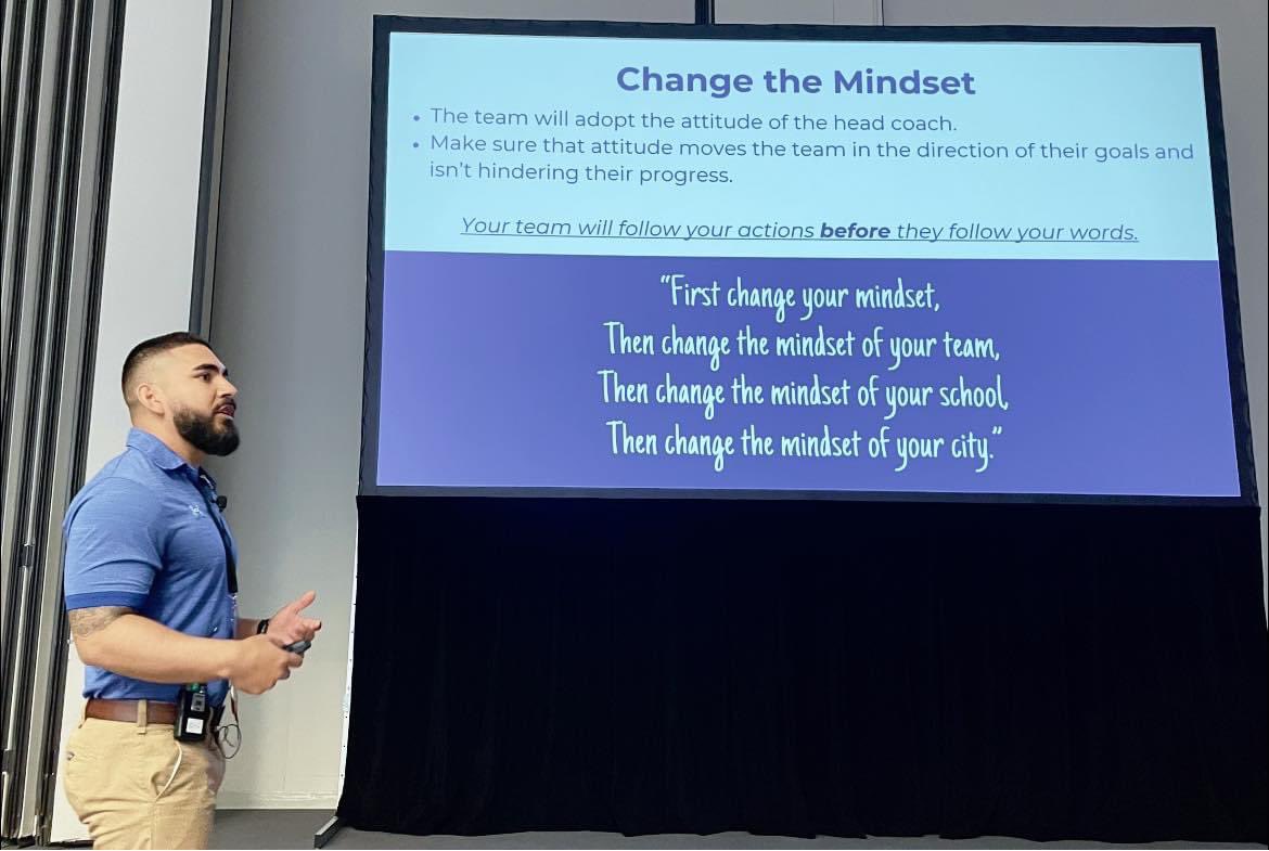 CIGTOROFOOTBALL's tweet photo. The epitome of what we are trying to accomplish day in and day out at CHS was put on full display by Coach Carlos Cruz today @THSCA convention. Great job, Coach Cruz! On behalf of the  Cigarroa coaching staff we want to wish all our coaches in Texas blessings &amp; God Speed. https://t.co/rCdCWLLjvv